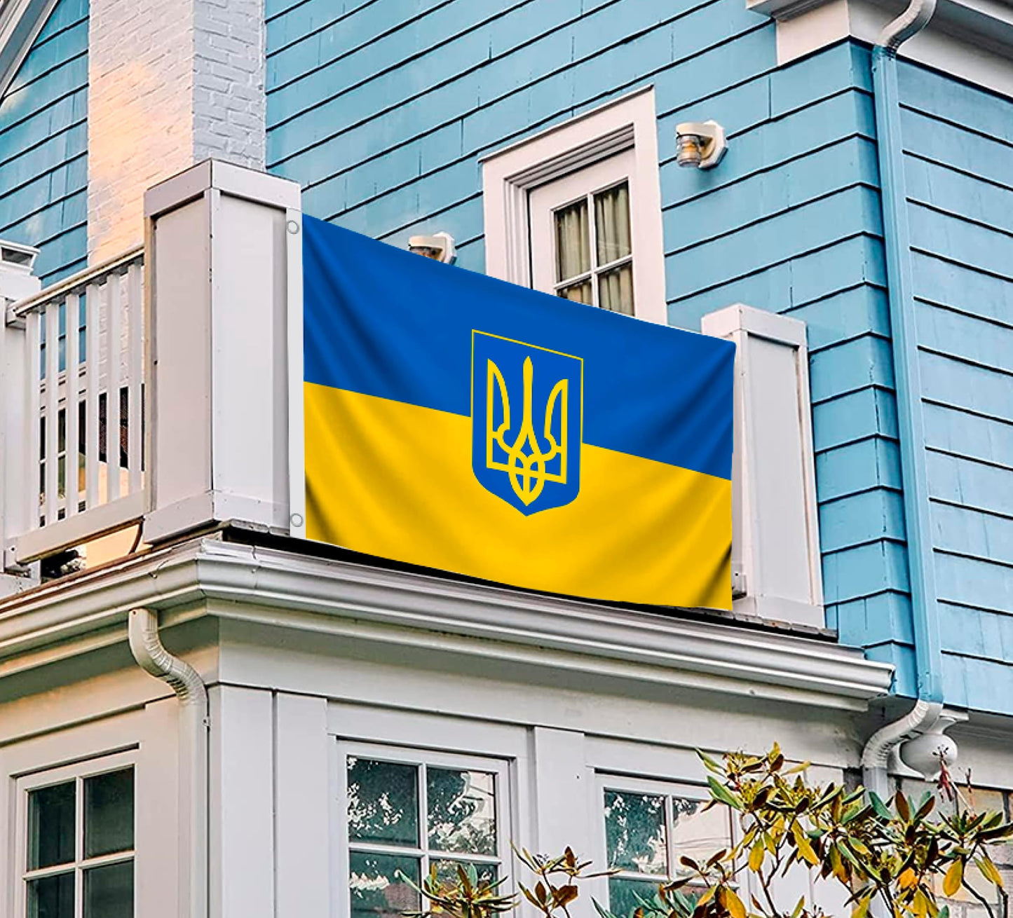 3x5 Feet Ukrainian Coat of Arms Single Sided Flag with Two Brass Grommets - Polyester Country Flag for Indoor or Outdoor - Ukraine Flags for House Yard Garden - Banners Man Cave Wall Decoration